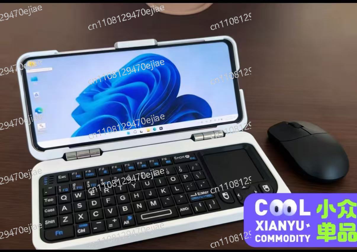 Retro Gaming Keyboard - 6 Inch Dual Boot Handheld PC
