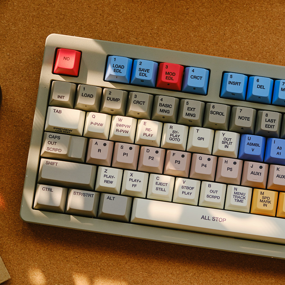 FBB Keycaps S9000 Retro Style  - огляд і ціна Retro Gaming Keyboard