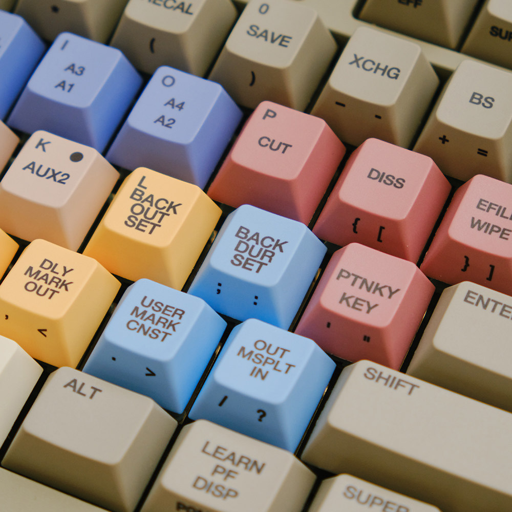 FBB Keycaps S9000 Retro Style  - огляд і ціна Retro Gaming Keyboard