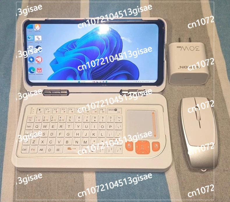 6 Inch Dual Boot Handheld PC | - огляд і ціна Retro Gaming Keyboard